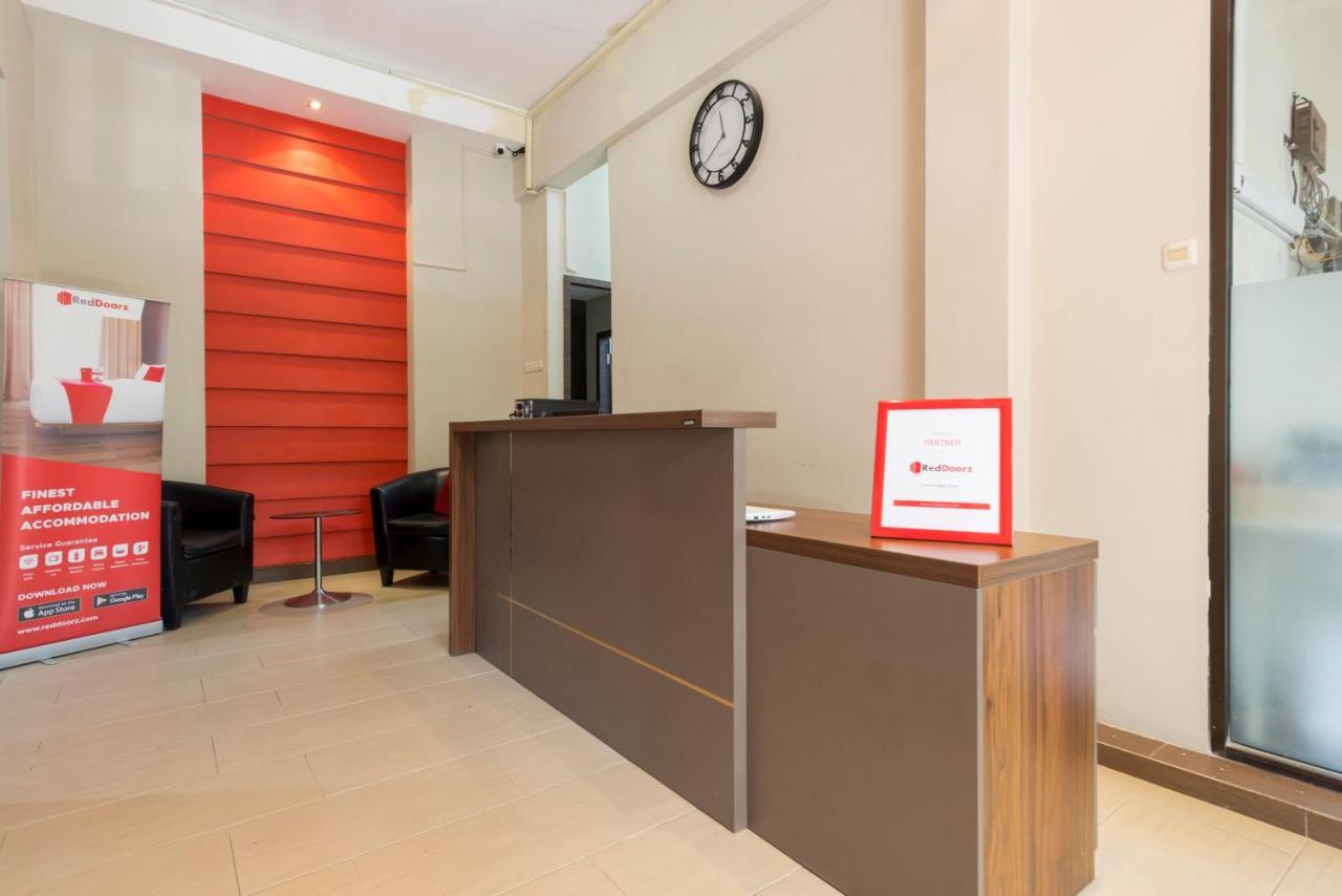 Reddoorz Near Grand City Mall 2 Surabaja Exteriér fotografie