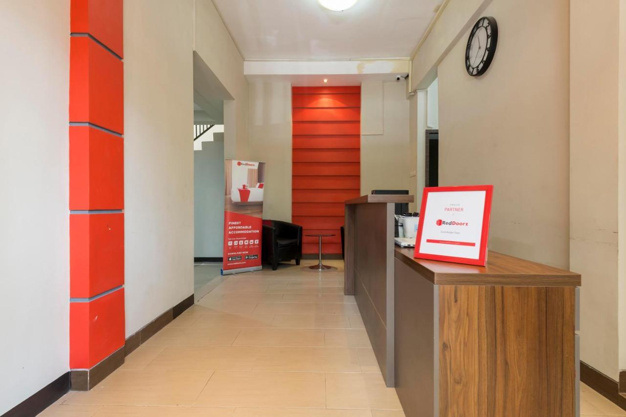 Reddoorz Near Grand City Mall 2 Surabaja Exteriér fotografie